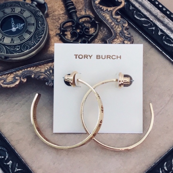TORY BURCH • Signature Pierced Logo Hoops Earrings - Picture 5 of 5